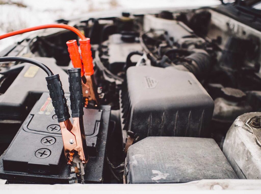Dead Battery? Don’t Panic: Get a Jumpstart Service!